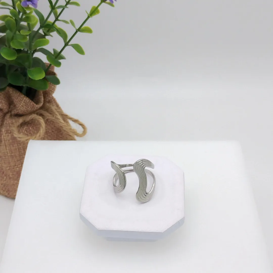 Anillo Ajustable Abierto Asimetrico Texturizado 23mm Plateado