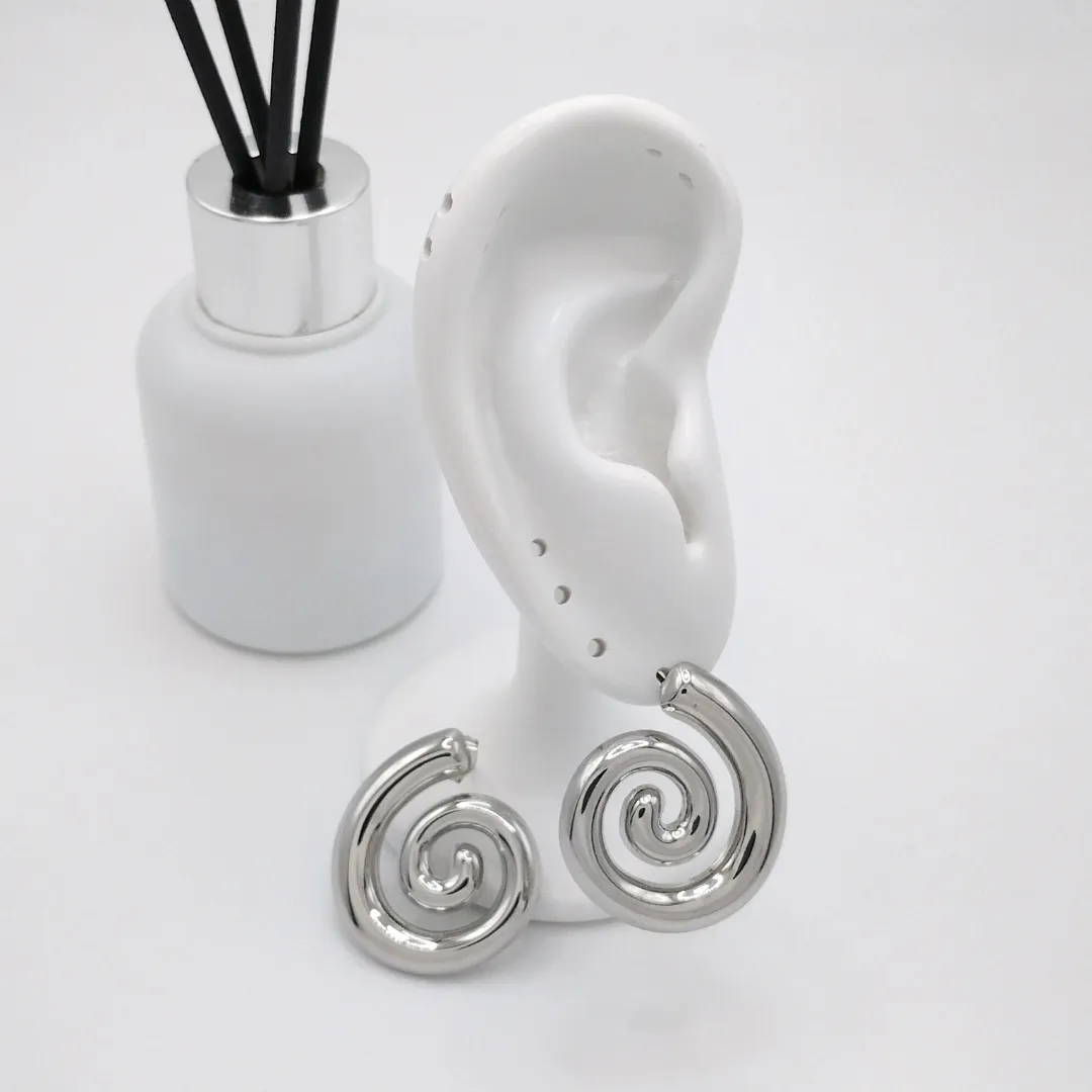 Arracada Espiral Liso 29mm Plateado