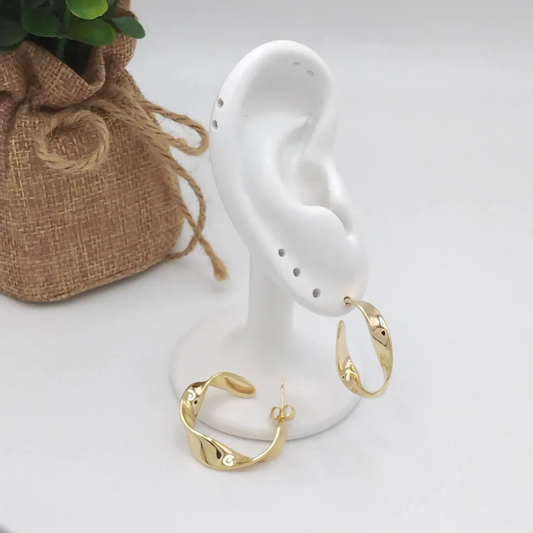 Arracada Torzal Lisa 28mm 14k