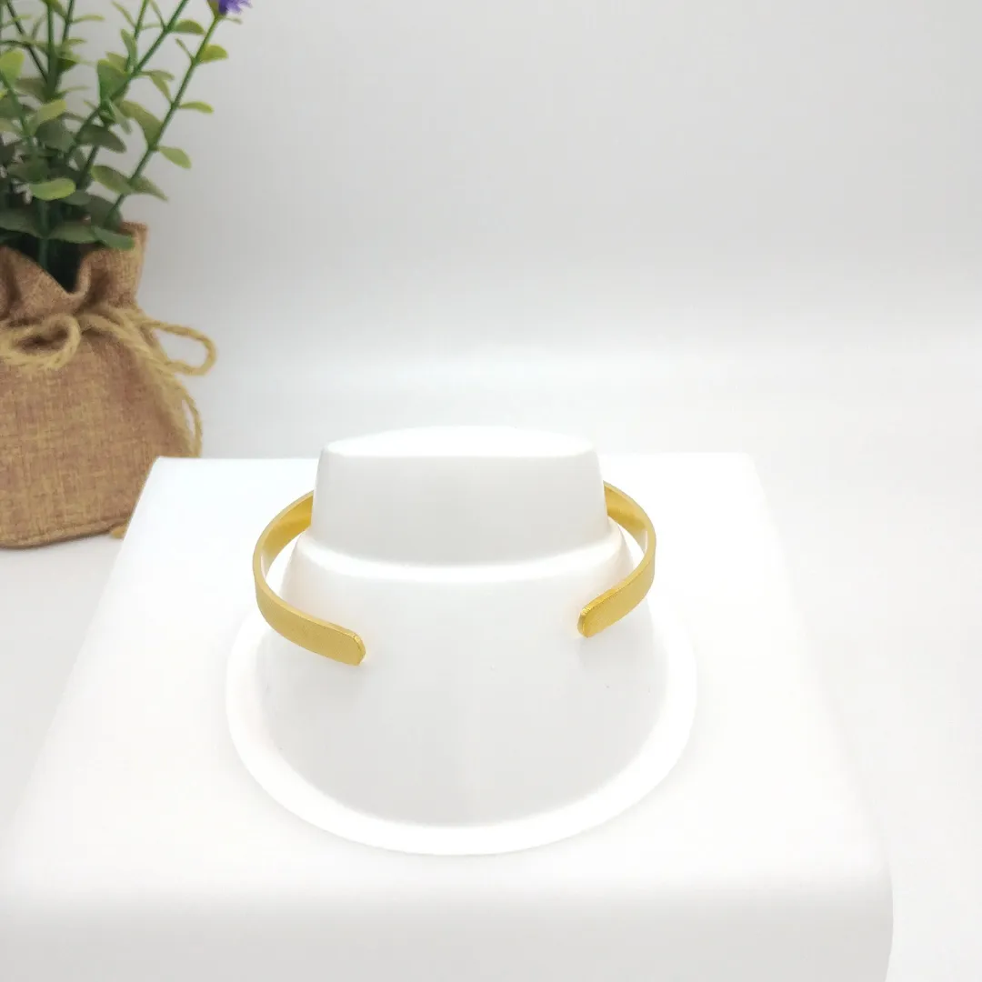 Brazalete Estrellas Lisas 6mm Acero Dorado
